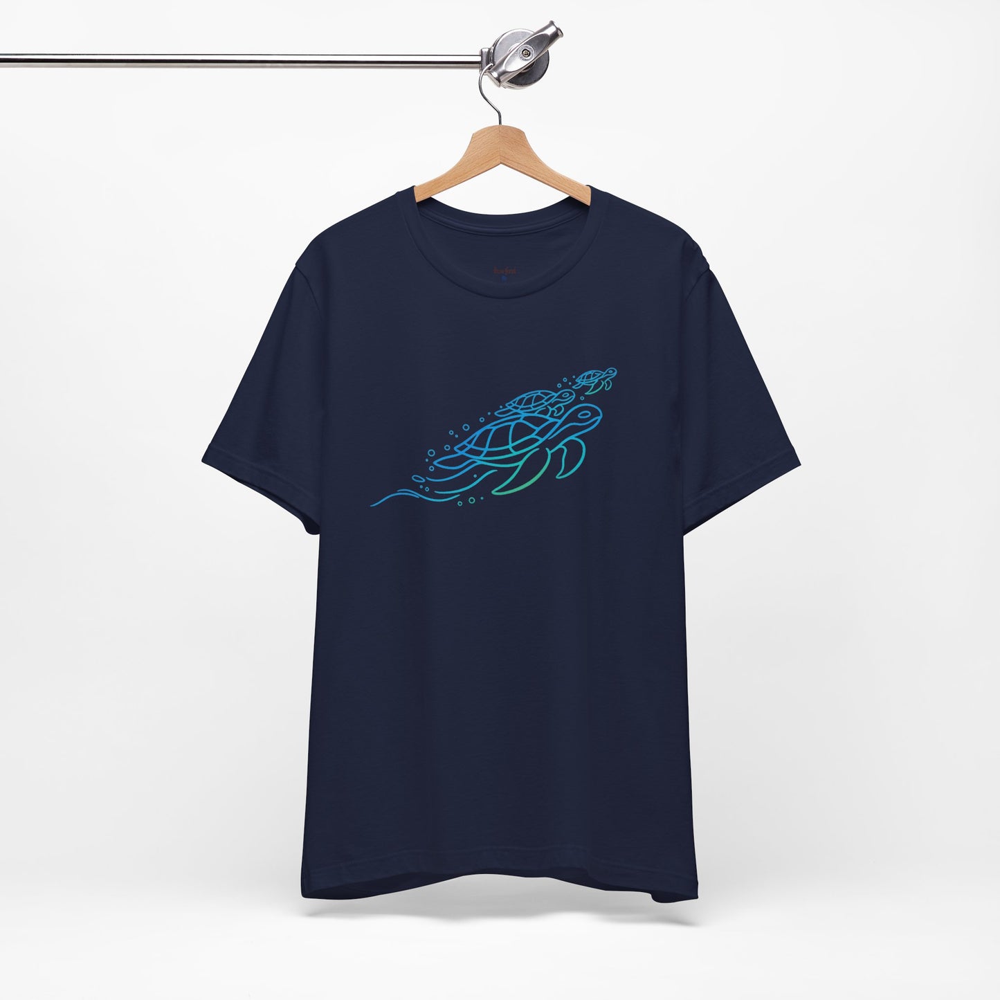 Sea Turtles | Wild Lines T-Shirt