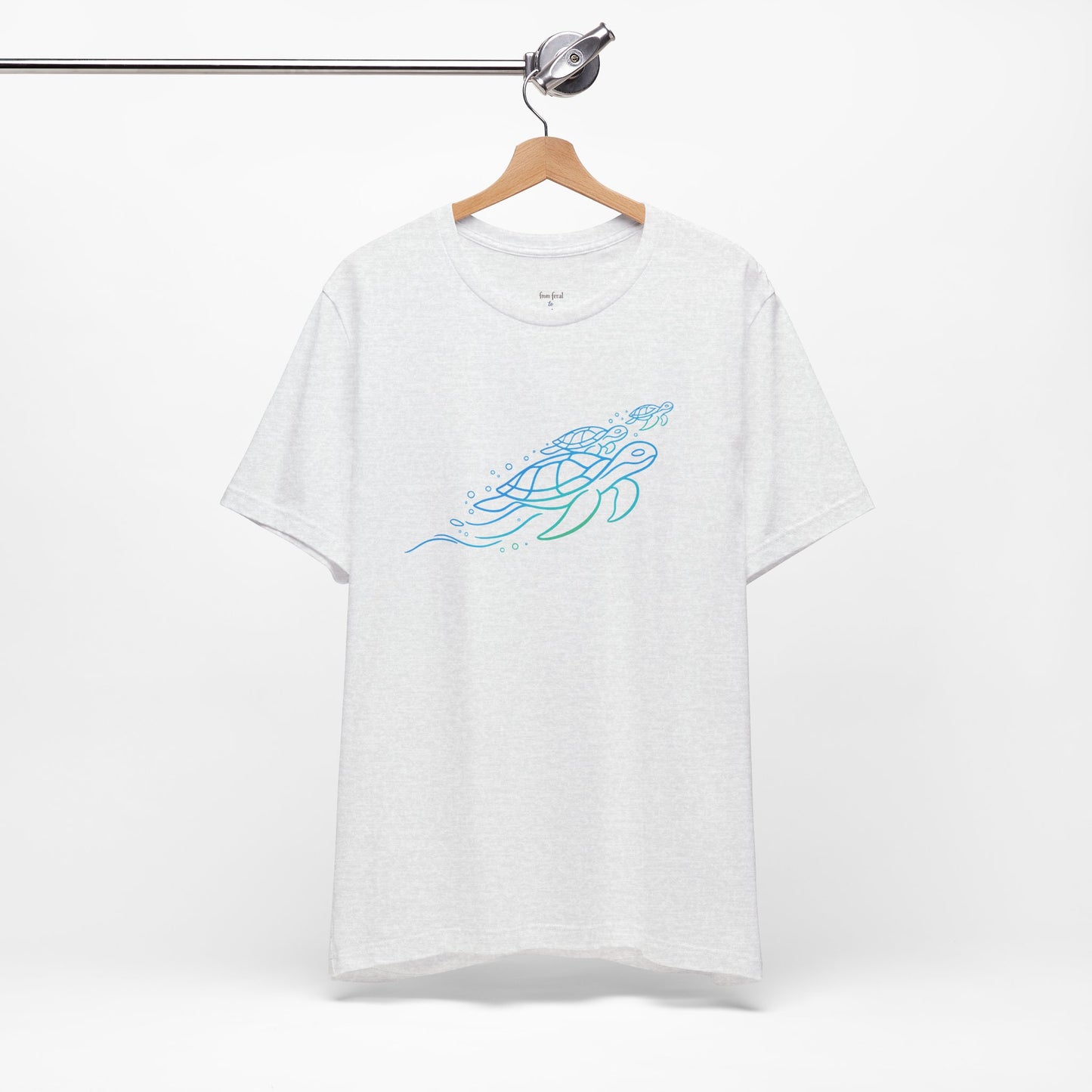 Sea Turtles | Wild Lines T-Shirt